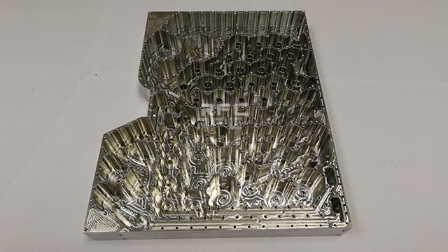 大型龍門銑加工技術突破，推動制造業(yè)邁向高質量發(fā)展